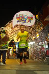 BIB: 50295
                            <button type="button" onclick="openModal(21831983)" class="btn btn-primary btn-sm float-right btn-popup" data-toggle="modal" data-target=".modal-high-quality">
                        <i class="fas fa-shopping-cart"></i> Add to Cart
                    </button>
                                            <button type="button" onclick="isThisMe(21831983, true)" class="btn btn-success btn-sm float-right btn-popup btn-isme hidden" data-toggle="tooltip" data-placement="bottom" title="นี่คือรูปของคุณใช่ไหม คลิกที่นี่เพื่อเอาเข้าอัลบั้ม">
                        <i class="fas fa-plus"></i> Add to album
                    </button>
                    <button type="button" onclick="isThisMe(21831983, false)" class="btn btn-warning btn-sm float-right btn-popup btn-isnotme hidden">
                        <i class="fas fa-ban"></i> Remove from album
                    </button>